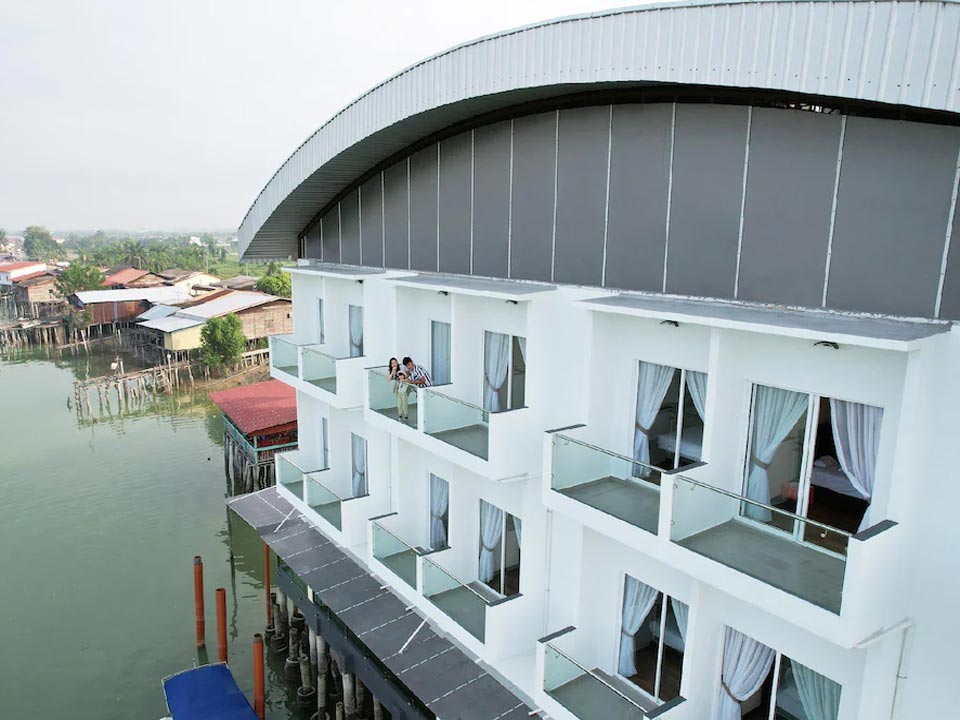 Hotel Le-Shore Kuala Selangor - Hotel External View